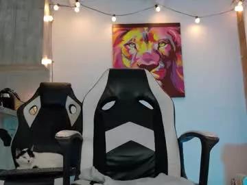 Freechat ryann_blue_ on Chaturbate