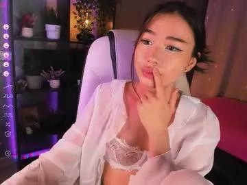 Group sensualily on Chaturbate