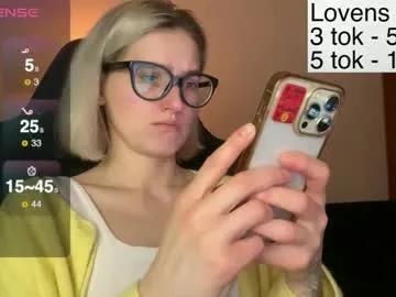 Chaturbate sexy_sweets is Freechat sexy_sweets — Goal: Sexy Dance #dance #dirtytalk #twerk #party #kinky - Next Goal: Full naked