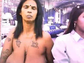 Freechat sexyva4u2luv on Chaturbate