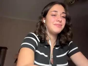 Freechat shantellemagnotta on Chaturbate