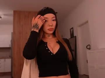 Freechat sharlin_13 on Chaturbate