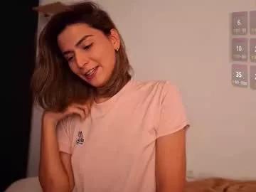 Freechat skyamber8v2 on Chaturbate