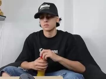 Freechat stivenbenet1 on Chaturbate