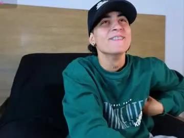 Freechat stivenbenet1 on Chaturbate