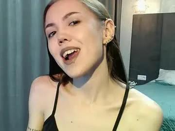Freechat sweetieee_kira on Chaturbate