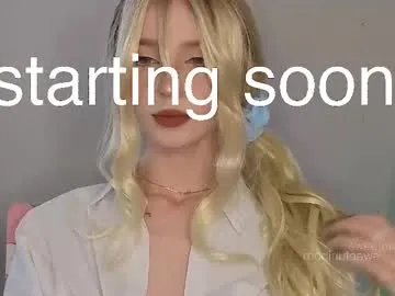 sweetuniporn on Chaturbate