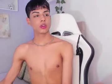 Freechat thomas_wild on Chaturbate