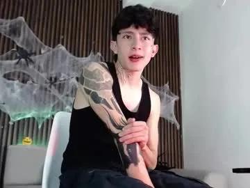 Freechat troy_rouge on Chaturbate