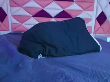 Freechat vale_castro1 on Chaturbate