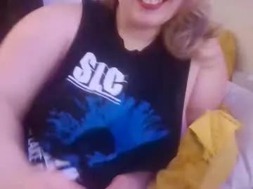 Chaturbate veronicawinterinspring is Freechat veronicawinterinspring — #bigbutt #bigboobs #pvt #bbw #thick