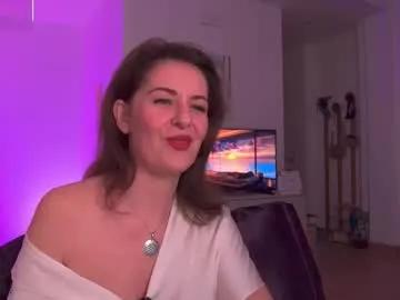 Freechat witch_in_silk on Chaturbate