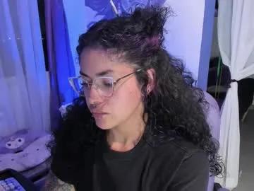 Freechat witchofhearts on Chaturbate