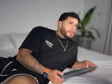 Freechat yamp_bigcock on Chaturbate