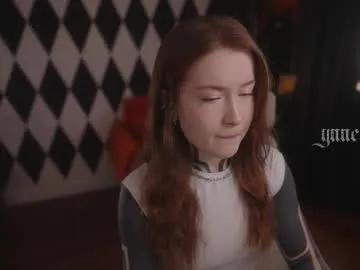 Freechat ynnenbrynn on Chaturbate