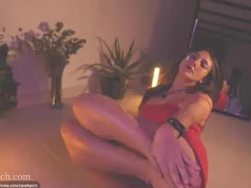 Freechat zarahlynch on Chaturbate
