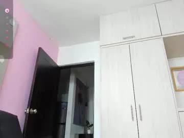 Freechat zoey_cooper on Chaturbate