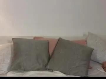 Freechat zuly_zahir_01 on Chaturbate