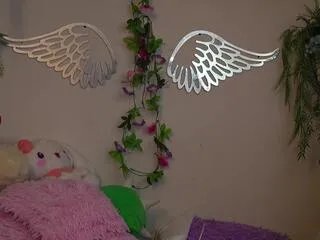 Freechat isa_nixon on Flirt4Free