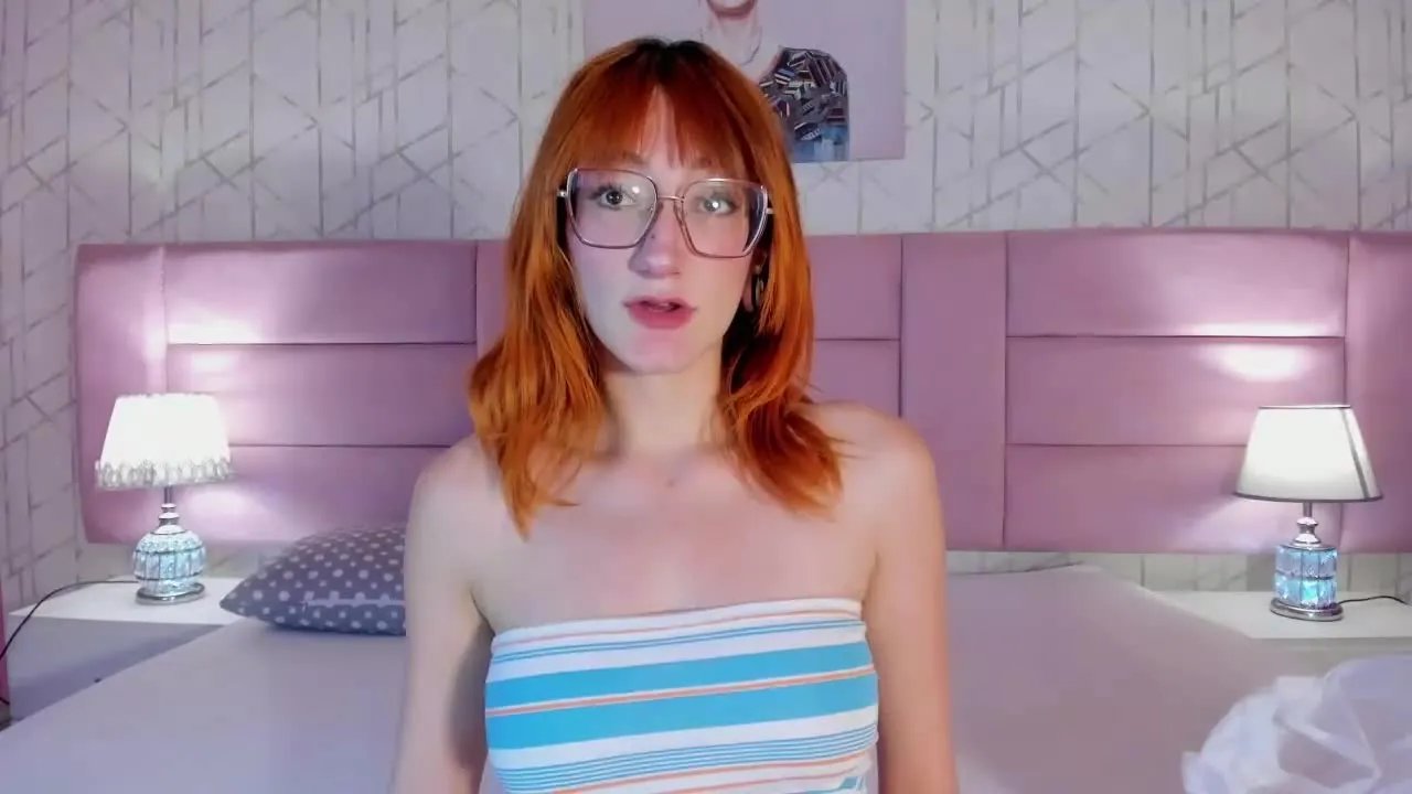 Private AliseMoon on Streamray