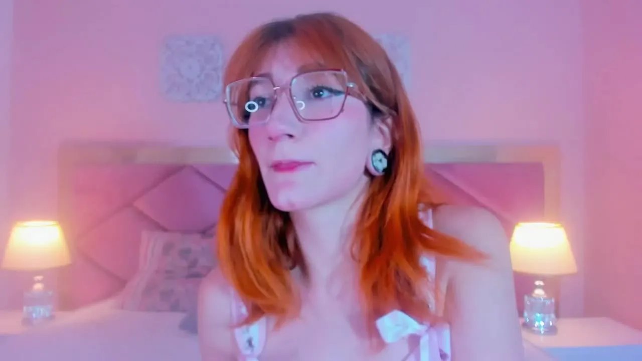 Private AliseMoon on Streamray