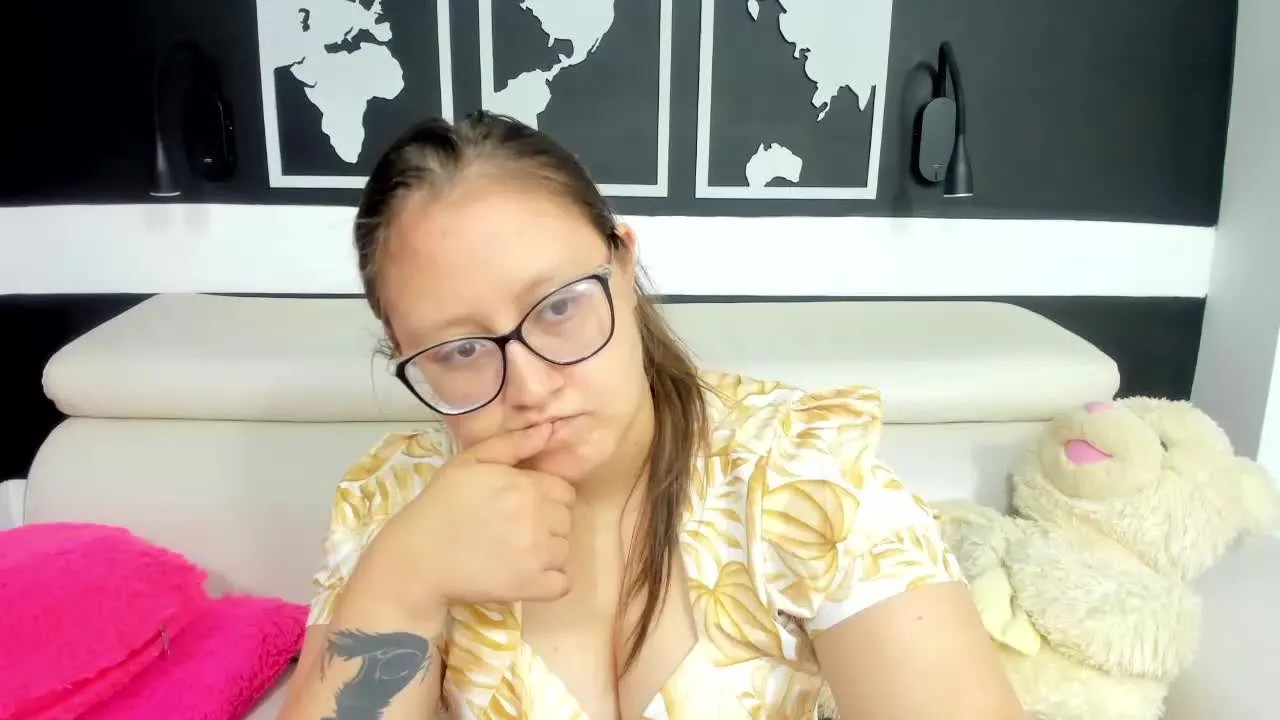 Offline SamanthaAdamss on Streamray