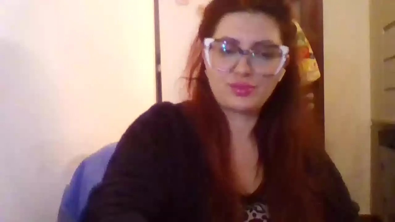 Offline VelvetPurple on Streamray