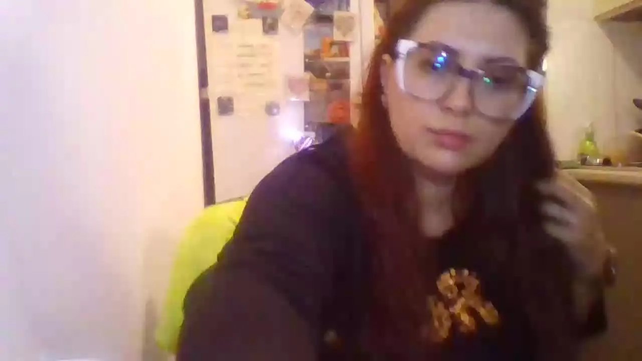 Offline VelvetPurple on Streamray