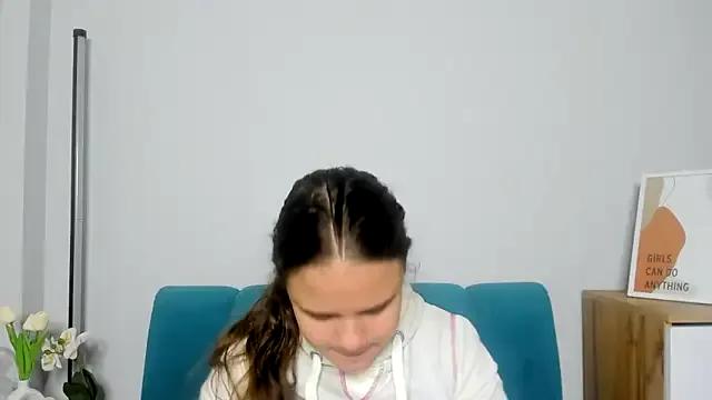 Freechat AdeleCruz on StripChat