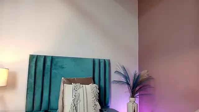 Freechat AelinDuvalier on StripChat