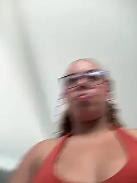 AlesiaCooper on StripChat