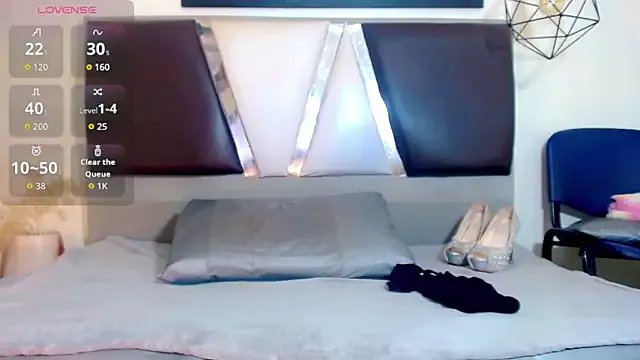 Freechat alexsandra_kiss on StripChat