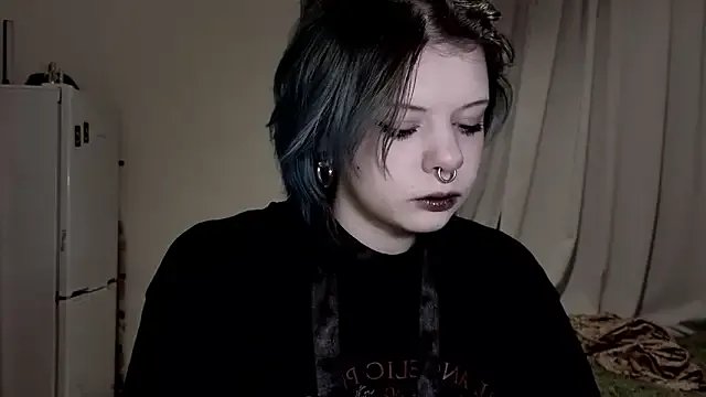 Alice_Zev on StripChat