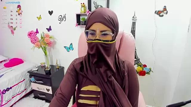 Freechat amira_nazer on StripChat