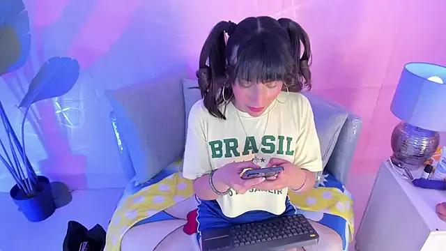 Freechat angelica_cute12 on StripChat