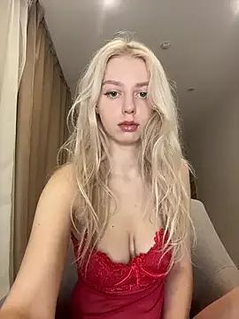 Freechat AnikaBest on StripChat