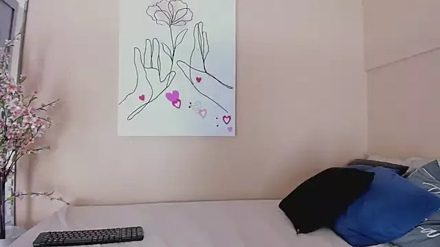 Freechat Anny-Cute on StripChat