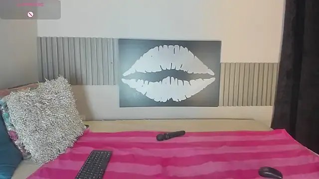 Freechat Anny-Cute on StripChat