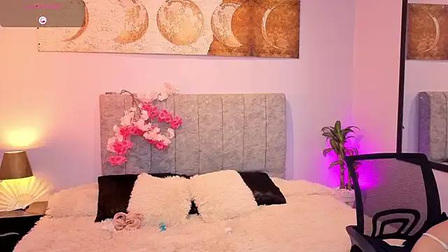 Private antonellastar24_ on StripChat