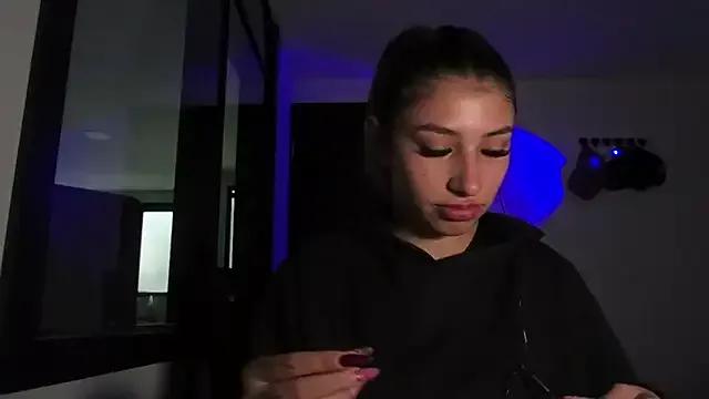 StripChat AriaBliss- is Freechat AriaBliss- — SPANKS MY TITS