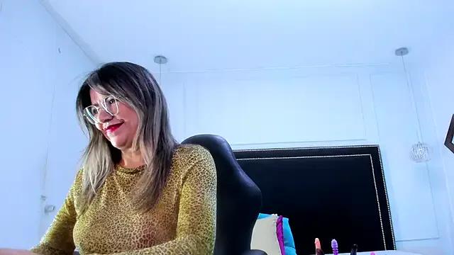 Freechat Ariana_costa on StripChat