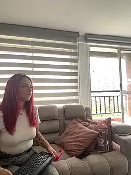 Freechat ariiel_ on StripChat