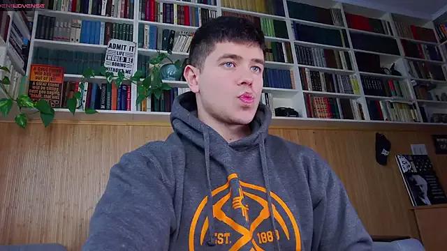 Private Arilas_ on StripChat