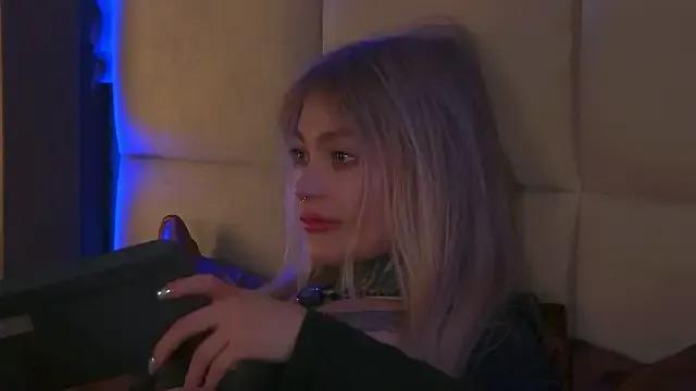 Freechat AriWild on StripChat