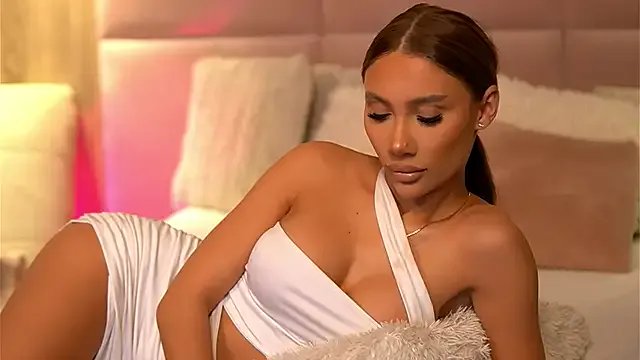 Freechat AvaHeath on StripChat