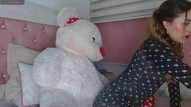 Freechat Ayleen_m on StripChat