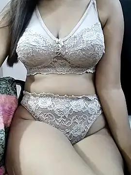 Freechat Banii_22 on StripChat