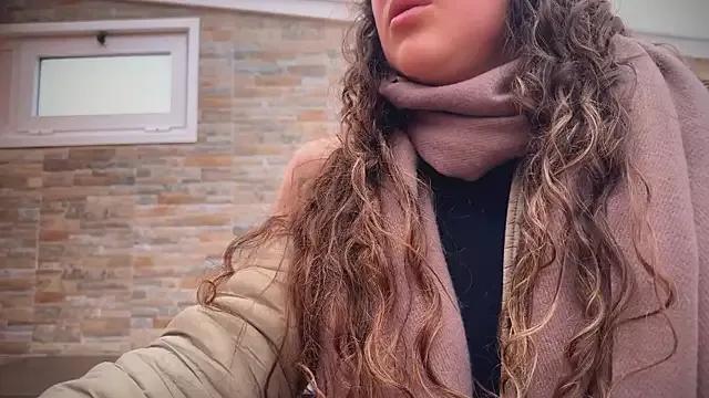 barfantasy — CLOSE UP PLAY PUSSY