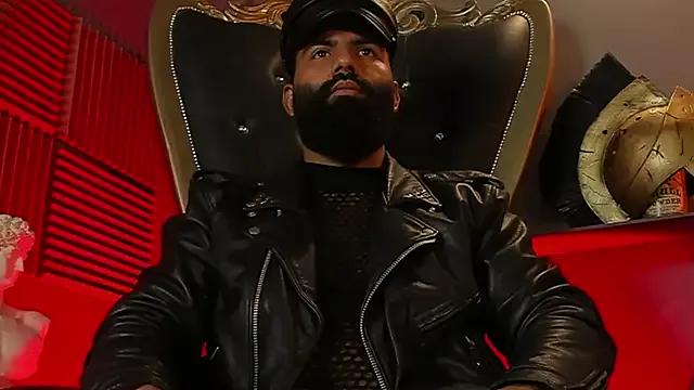 Freechat BeardAndrew on StripChat