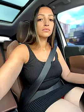 Freechat BelleLouiseVp on StripChat